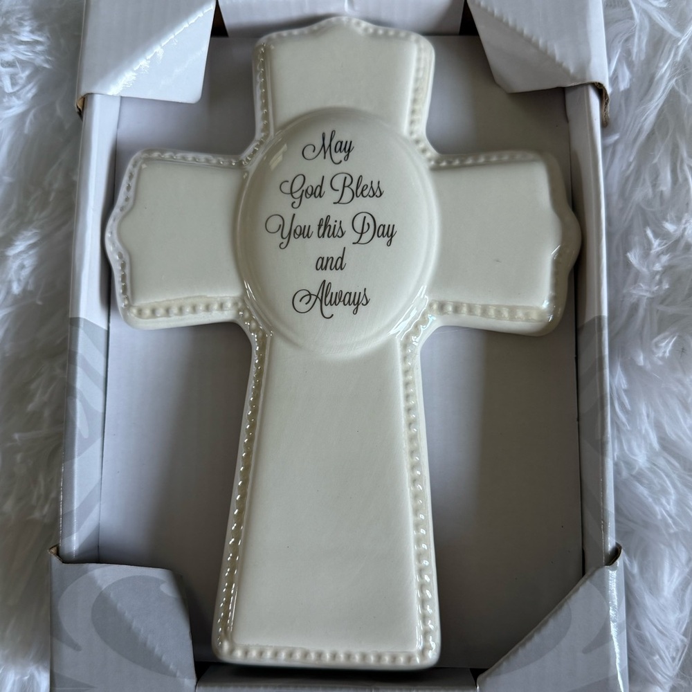 Elegant Cream Cross Wall Decor. Also stands.